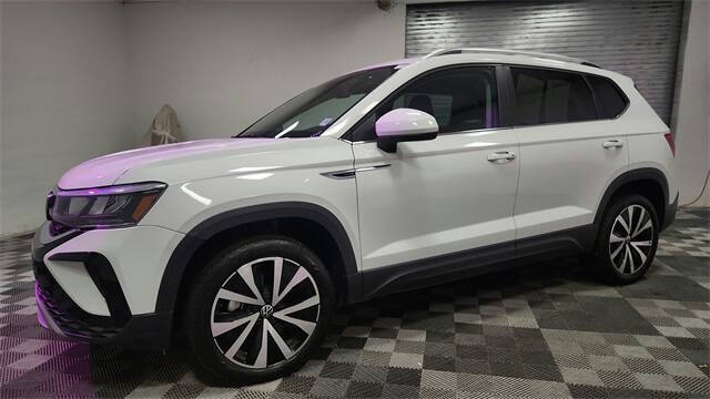 2024 Volkswagen Taos SE