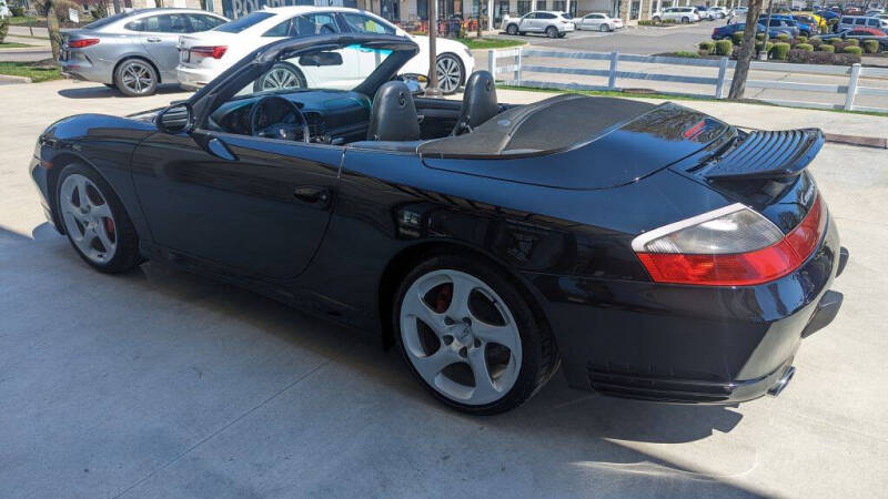 2004 Porsche 911 Carrera 4S photo 10