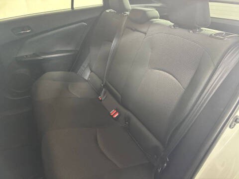 2019 Toyota Prius LE AWD-e