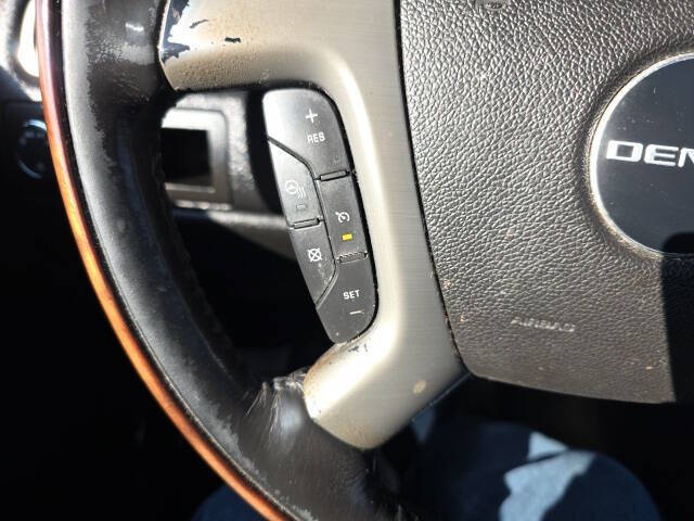 2009 GMC Yukon XL Denali