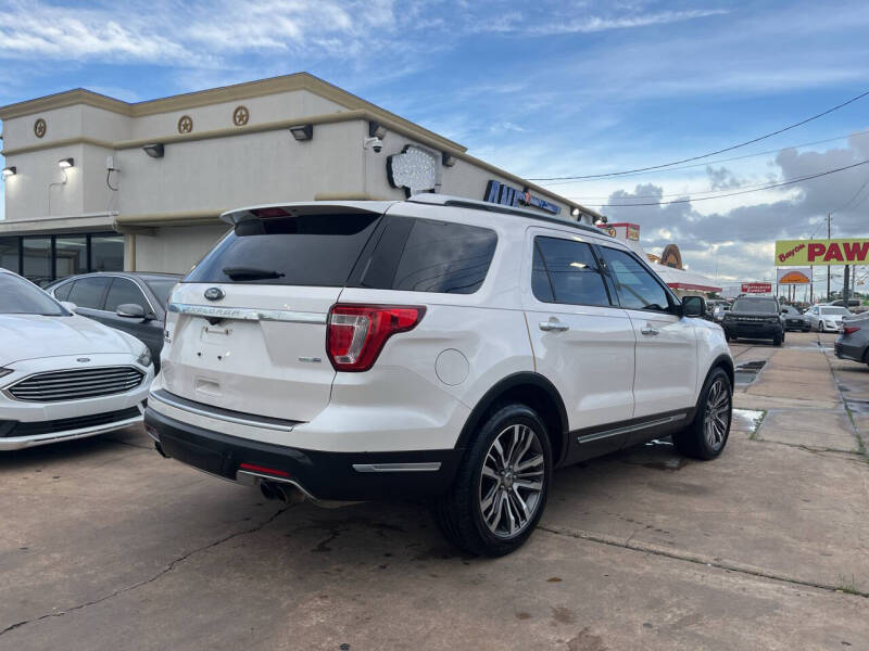 2018 Ford Explorer Platinum