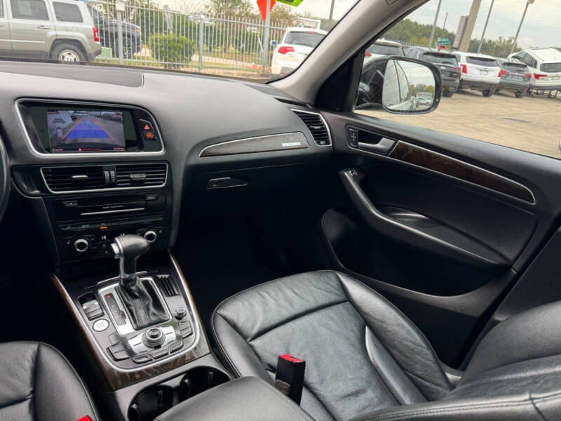 2015 Audi Q5 2.0T quattro Premium Plus