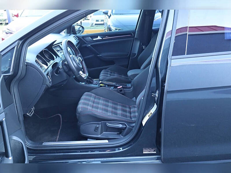 2017 Volkswagen Golf GTI Autobahn