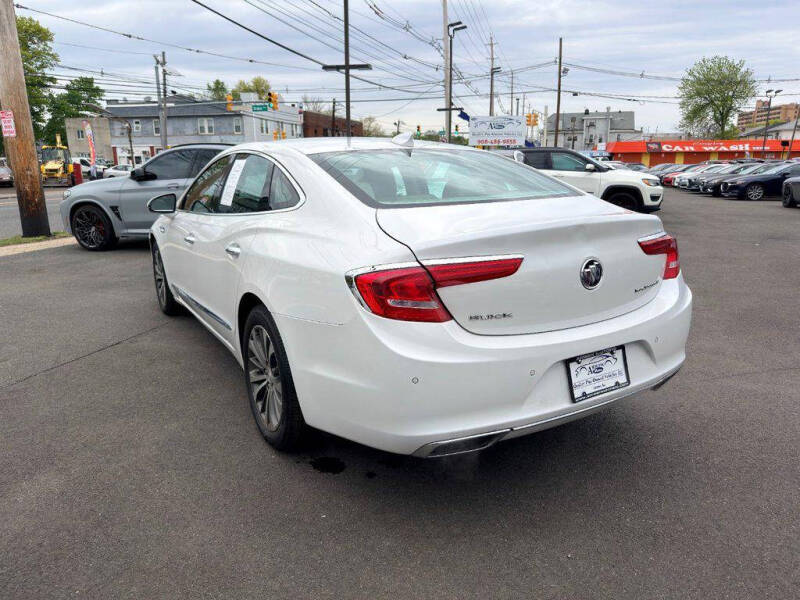 2018 Buick LaCrosse