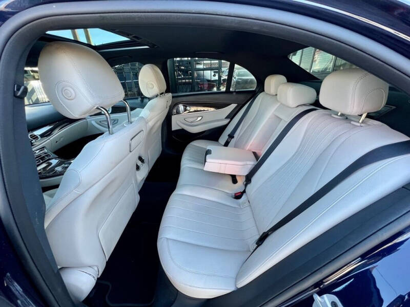 2019 Mercedes-Benz E-Class E 300
