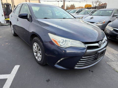 2015 Toyota Camry LE