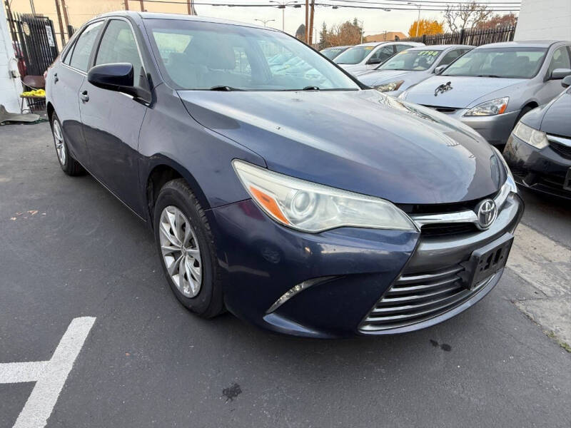 2015 Toyota Camry LE