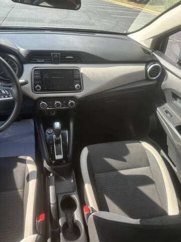 2021 Nissan Versa SV