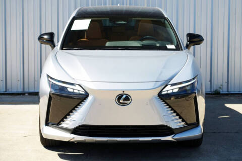 2023 Lexus RZ 450e Luxury