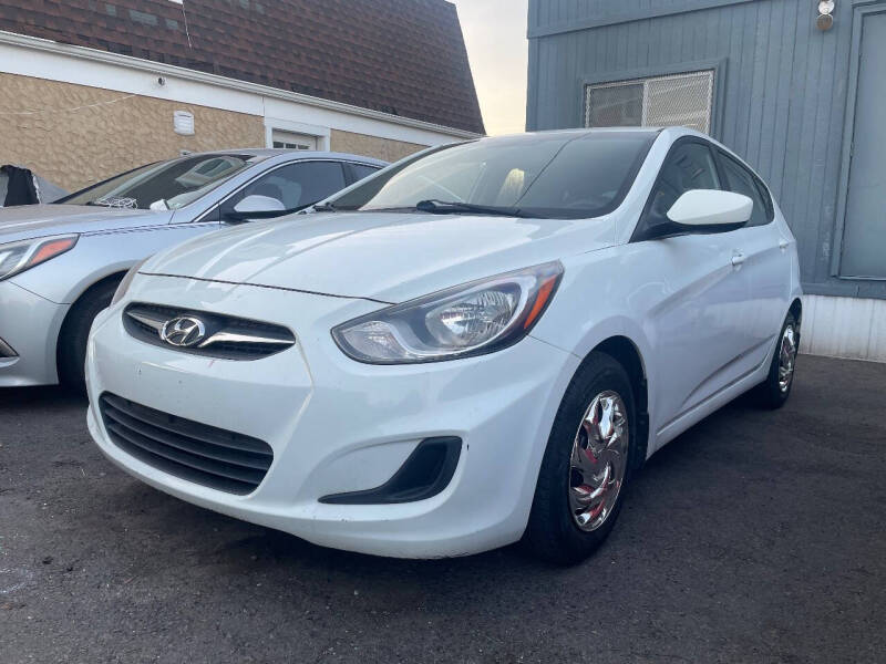 2013 Hyundai Accent GS