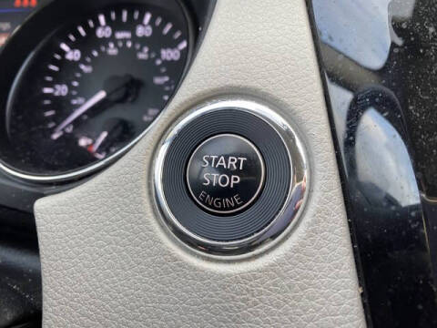 2022 Nissan Rogue Sport SV