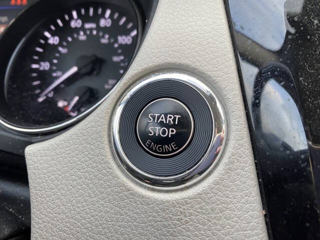 2022 Nissan Rogue Sport SV