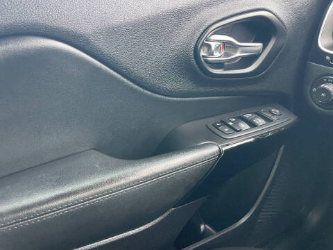 2021 Jeep Cherokee Altitude