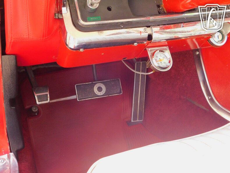 1965 Ford Thunderbird