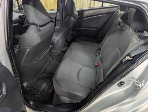 2019 Toyota Prius LE AWD-e