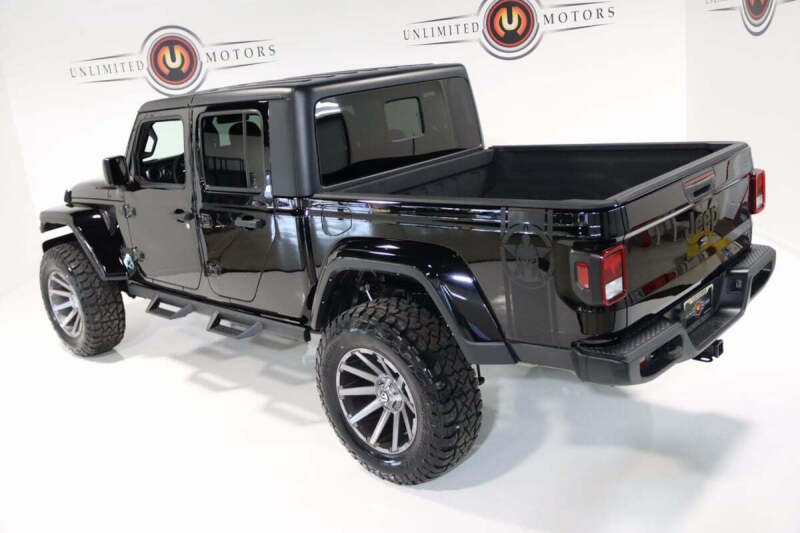 2023 Jeep Gladiator Sport S