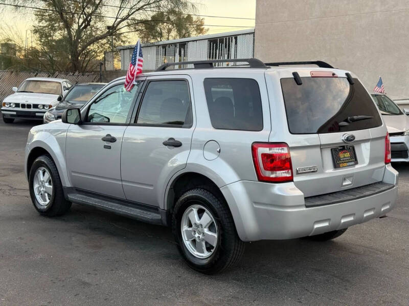 2011 Ford Escape XLT