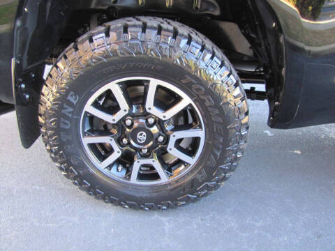 2017 Toyota Tundra SR5