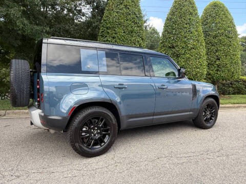 2020 Land Rover Defender 110 SE