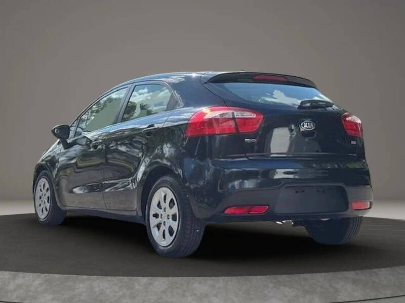 2013 Kia Rio 5-Door LX