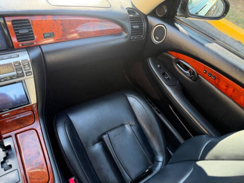2005 Lexus SC 430