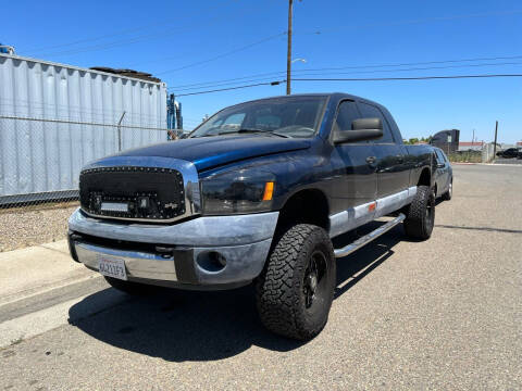 2006 Dodge Ram Pickup 2500 for sale at Trucks Max USA in Manteca CA