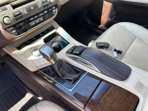 2017 Lexus ES 350