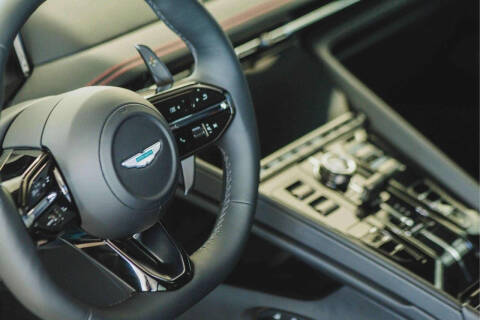 2025 Aston Martin DB12 V8