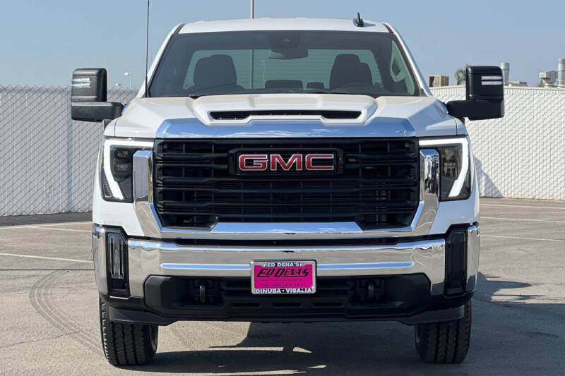 2025 GMC Sierra 2500HD Pro