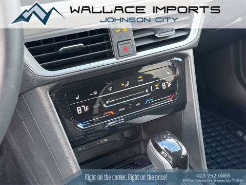 2025 Volkswagen Taos SE 4Motion