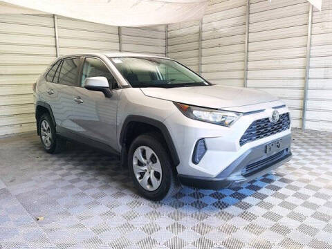 2022 Toyota RAV4 LE
