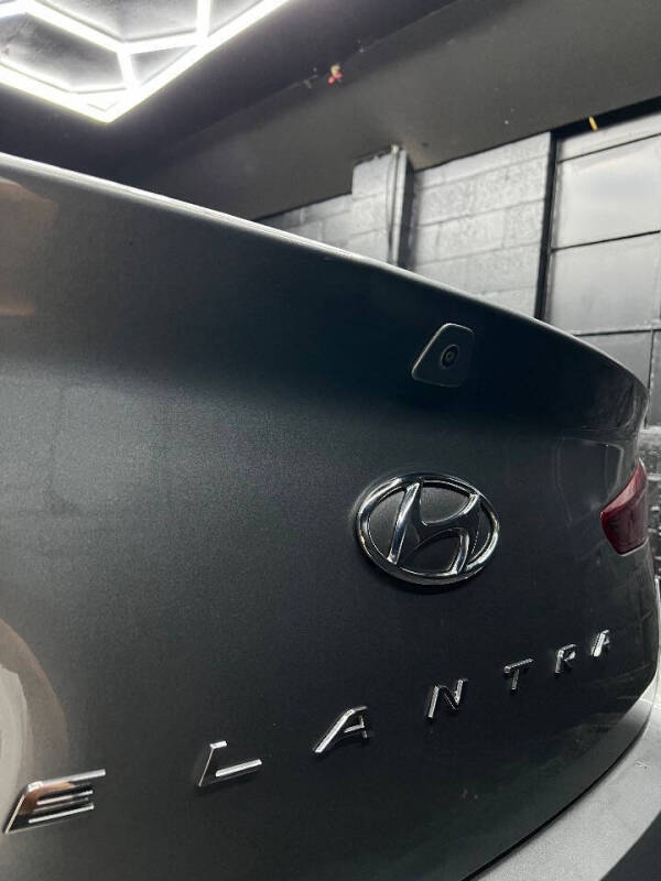 2019 Hyundai Elantra Limited