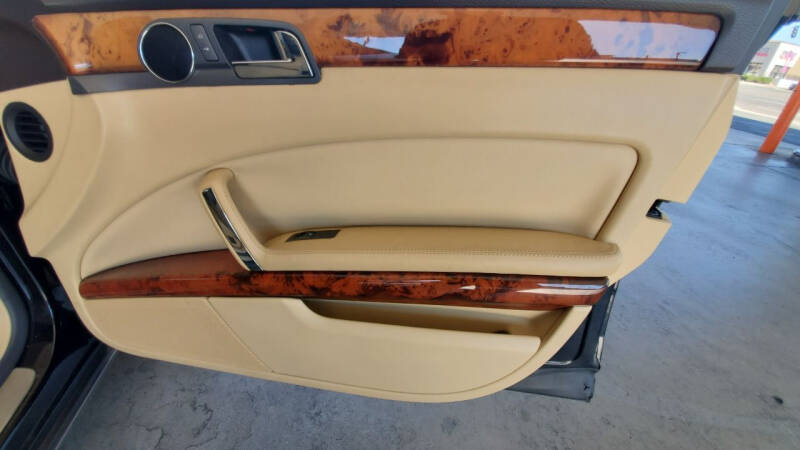 2004 Volkswagen Phaeton Premiere Edition W12