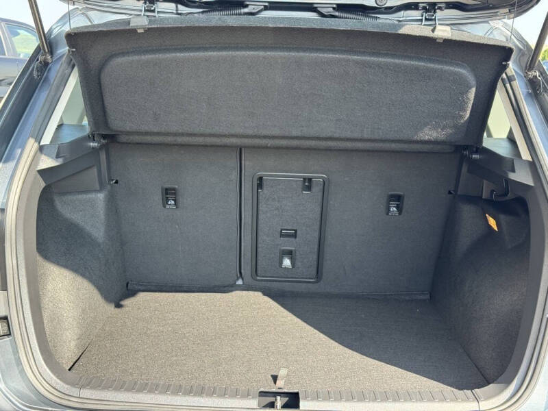 2022 Volkswagen Taos S 4Motion