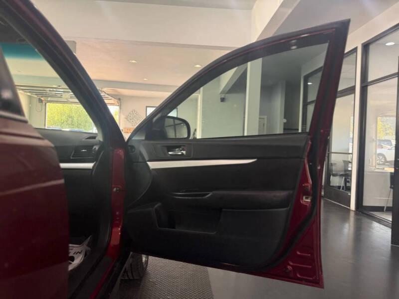 2012 Subaru Outback 2.5i