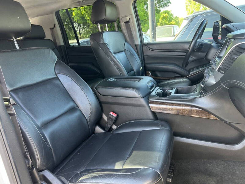 2017 Chevrolet Suburban LT