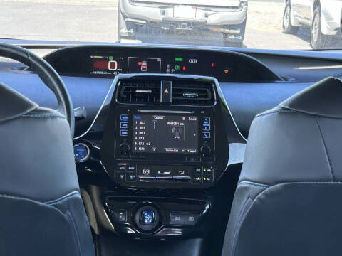 2016 Toyota Prius Three Touring