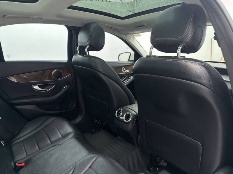 2016 Mercedes-Benz C-Class C 300