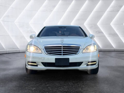 2010 Mercedes-Benz S-Class S 550 4MATIC