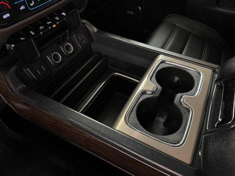 2019 GMC Sierra 3500HD Denali