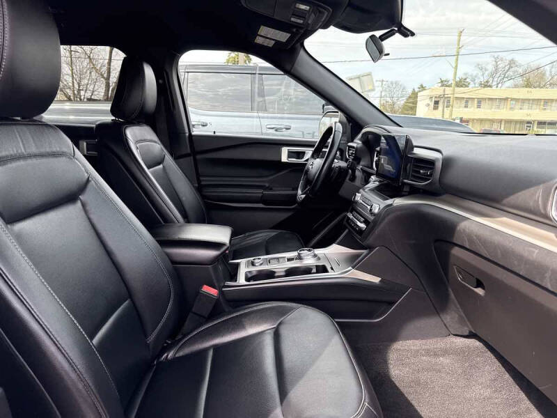 2020 Ford Explorer XLT