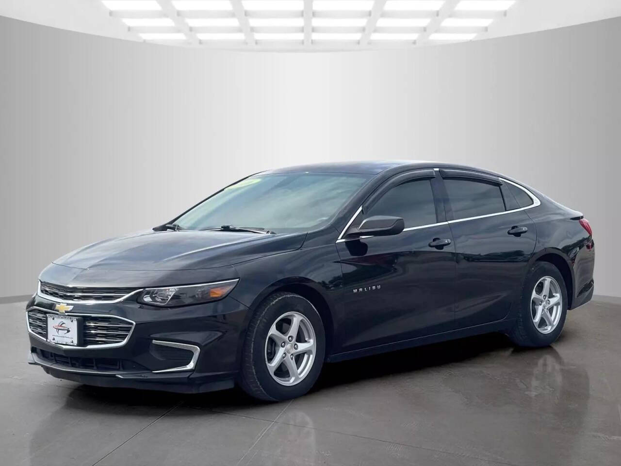 2016 Chevrolet Malibu for sale at Used Cars Toledo in Oregon, OH