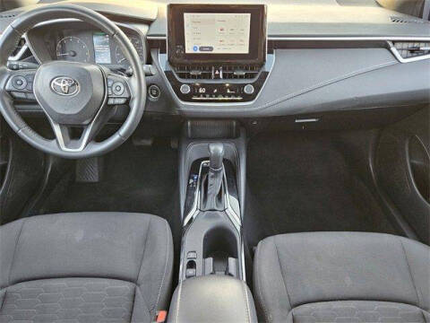 2024 Toyota Corolla Hatchback SE