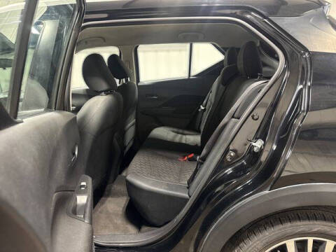 2021 Nissan Kicks SV