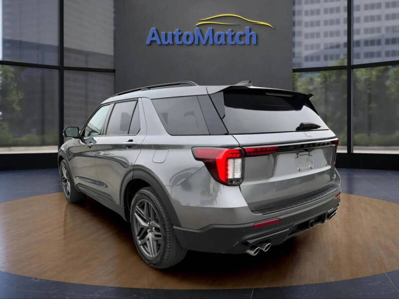 2025 Ford Explorer ST