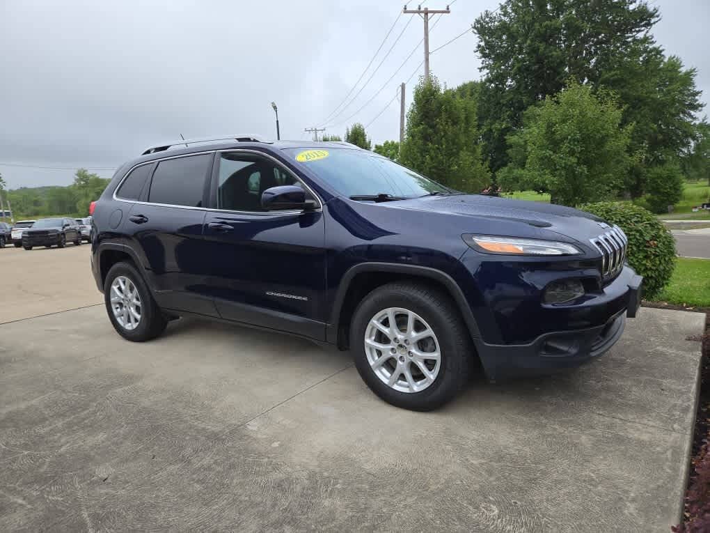 2015 Jeep Cherokee for sale at Dave Warren Used Car Super Center in Westfield, NY