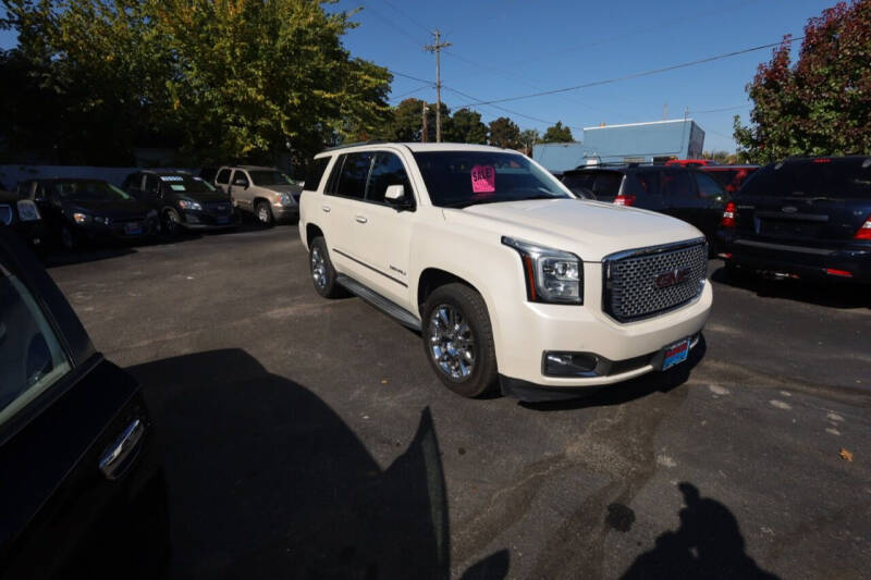 2015 GMC Yukon for sale at Badger Auto on 59th in Milwaukee WI