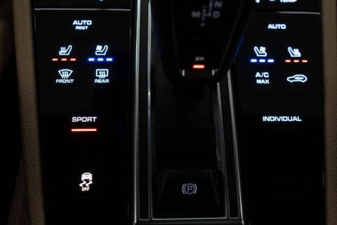 2023 Porsche Cayenne Platinum Edition
