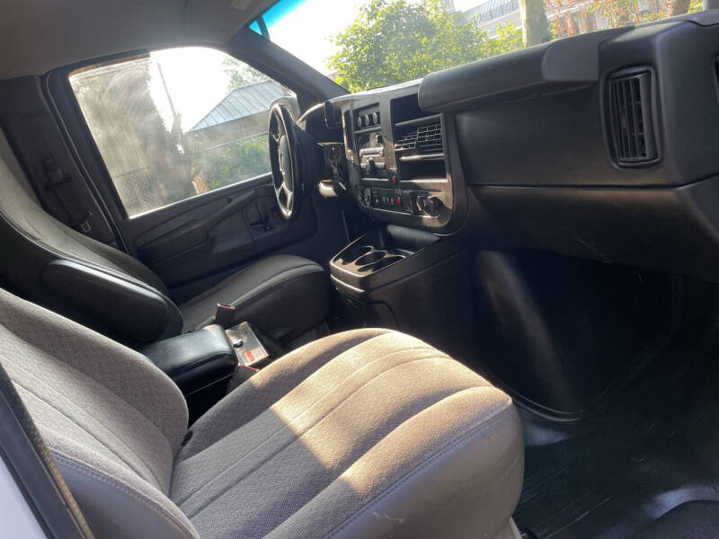2015 Chevrolet Express 2500
