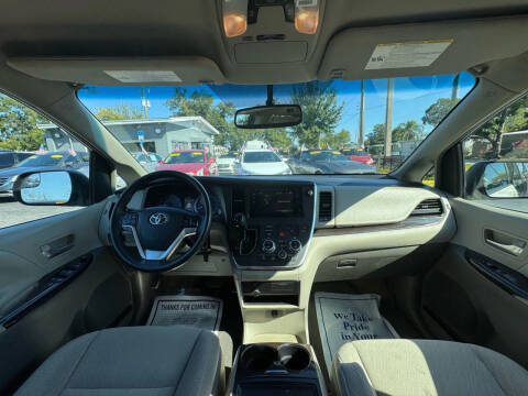 2017 Toyota Sienna